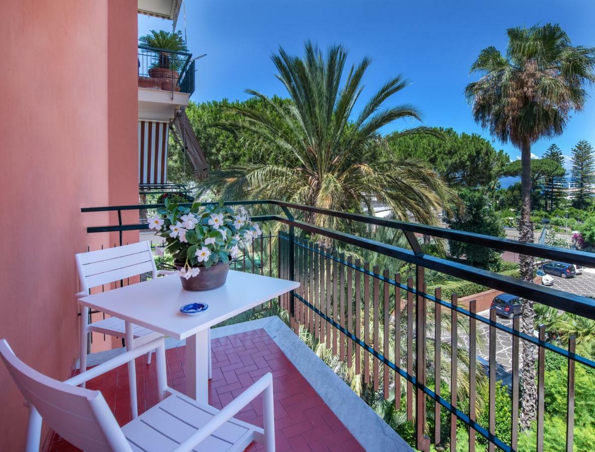 Solymar Apartments Sorrento Kültér fotó